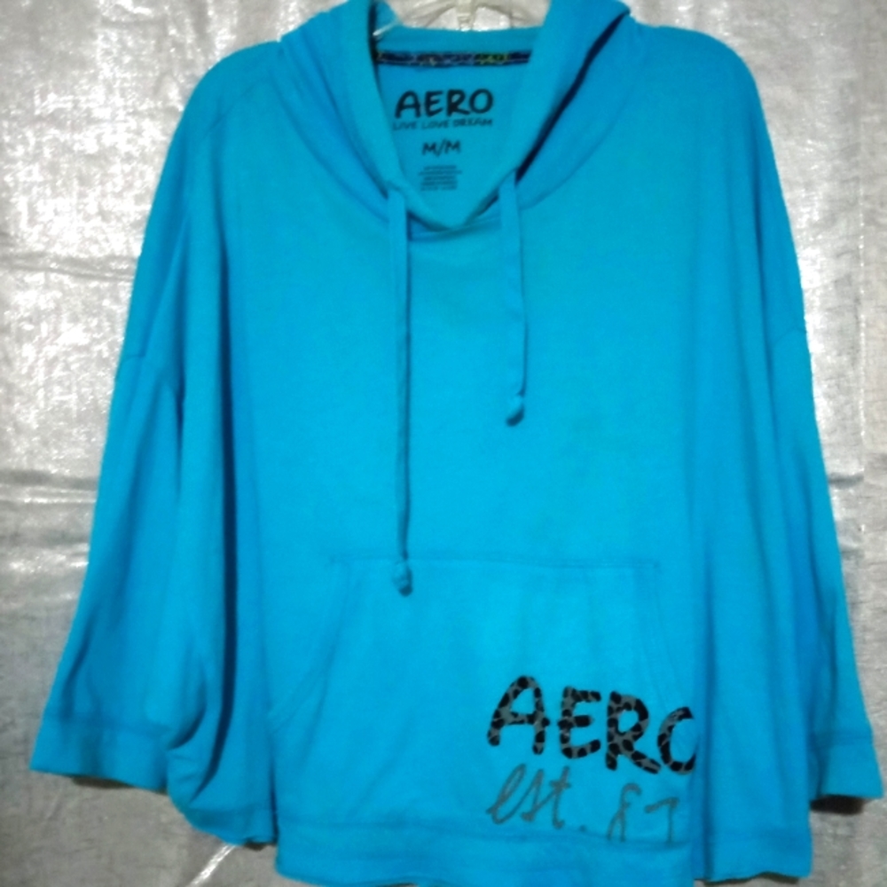 Aero Crop Hooded Shirt